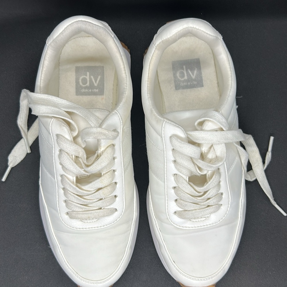 White cream Sneakers with Tan Soles - Picture 2 of 10
